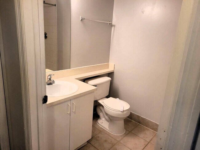 Building Photo - 4197 N Haverhill Rd