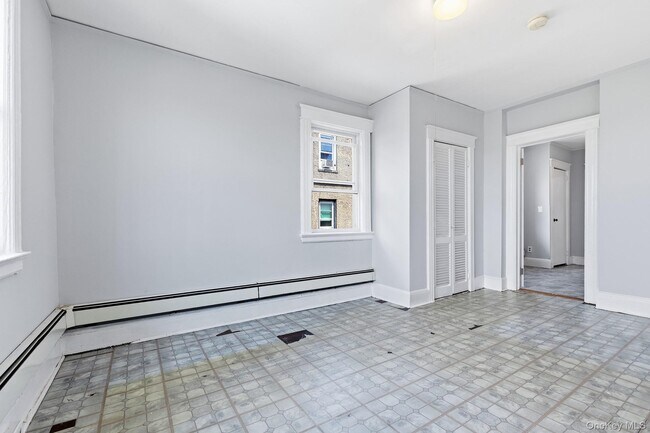 Building Photo - 36 Martin Pl