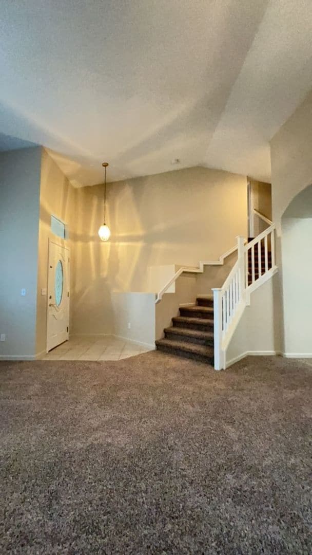 Building Photo - 2504 Ives St