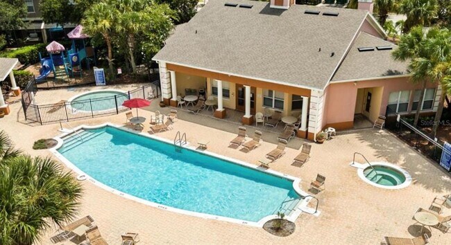 Building Photo - 2414 Caravelle Cir