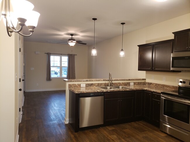 Building Photo - 409 Justice Farm Dr