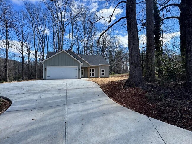 Building Photo - 635 Cane Creek Valley Rd