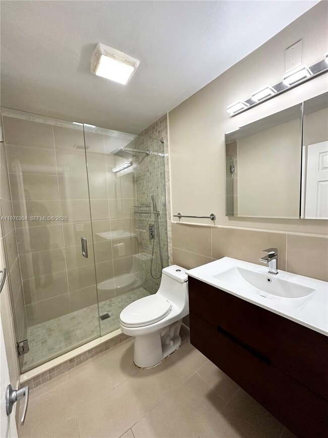 Building Photo - 4701 SW 34th Dr