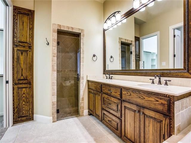Building Photo - 7129 Stone Villa Cir
