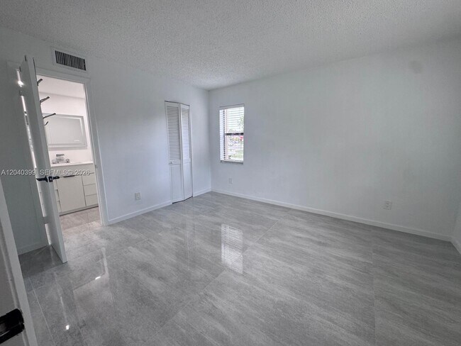 Building Photo - 10325 NW 11th St