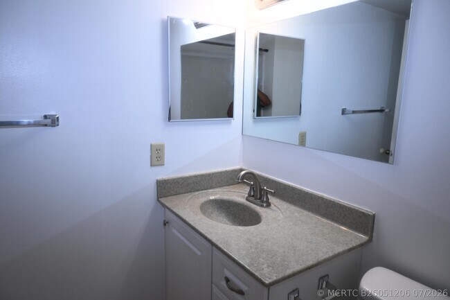Building Photo - 8721 Wiles Rd