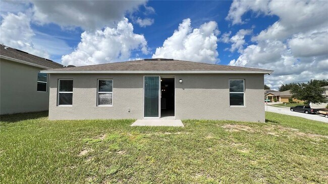 Building Photo - 9002 Orange Blossom Lp