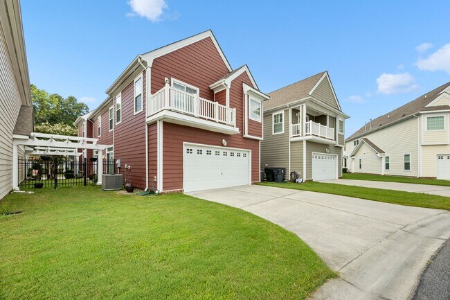 Building Photo - 5543 Botanical Dr