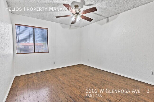 Building Photo - 2202 W Glenrosa Ave