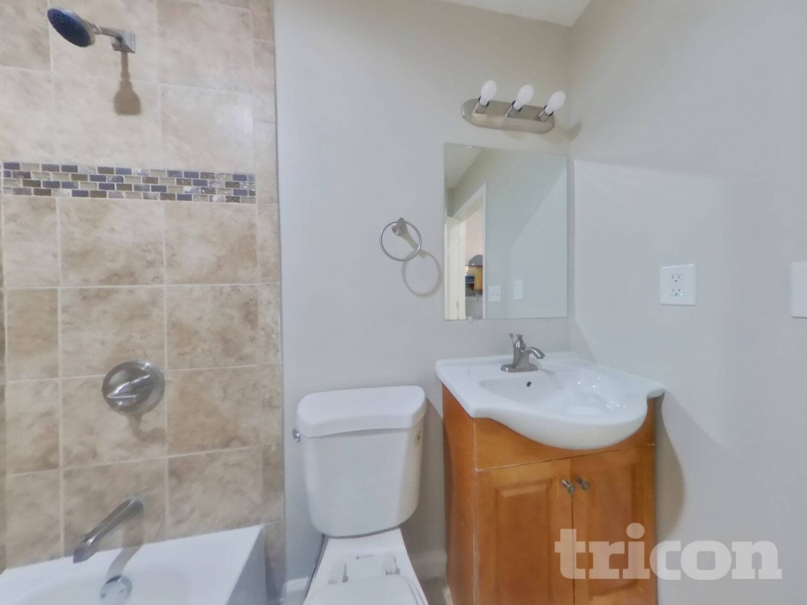 Building Photo - 2933 Sabal Palm Dr