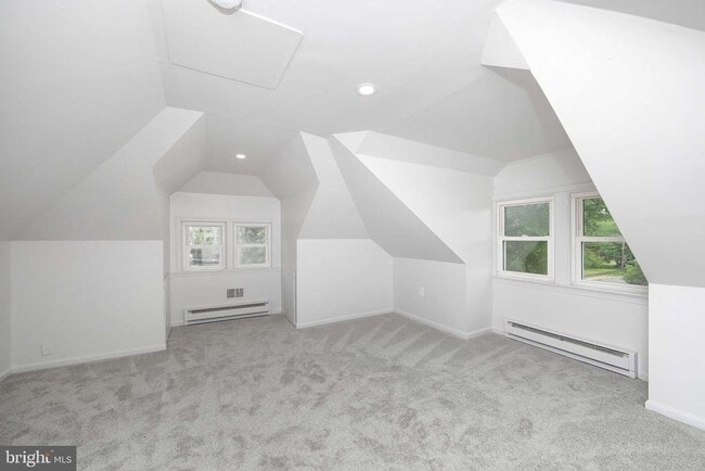 Building Photo - 202 S Lincoln Ave
