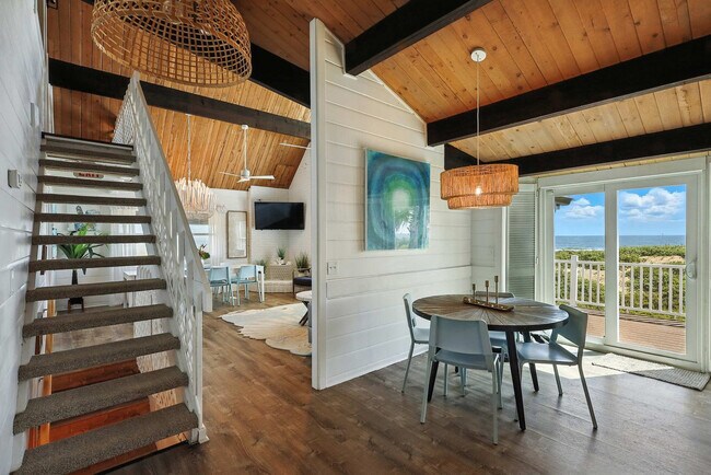 Building Photo - 62 Ocean St