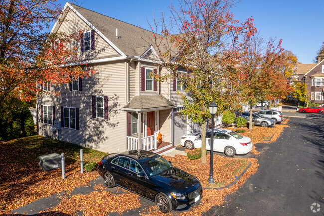 Building Photo - Village Estate Condo