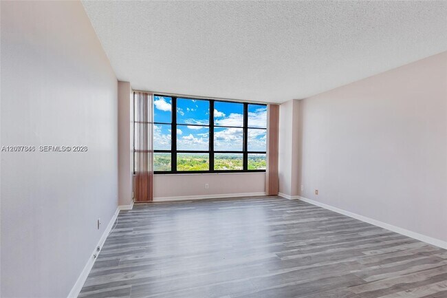 Building Photo - 600 Three Islands Boulevard