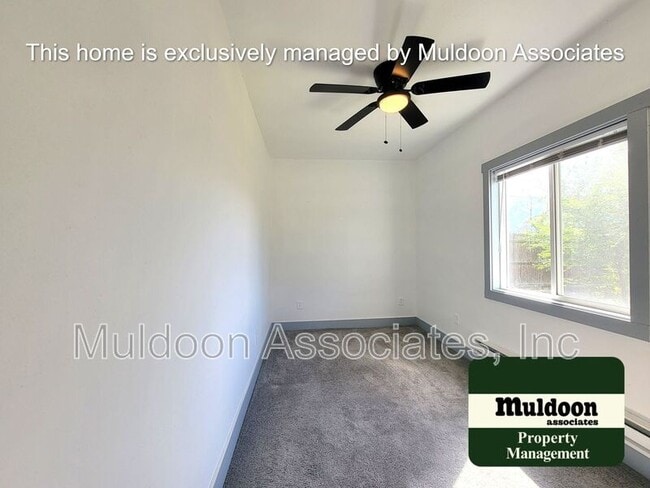 Building Photo - 4375 Millburn S