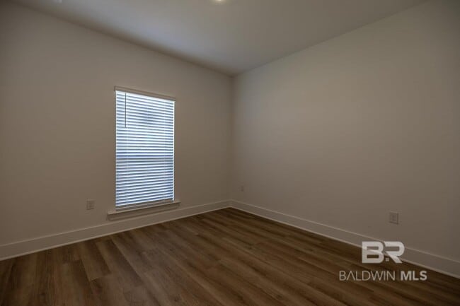 Building Photo - 501 Huller Ave