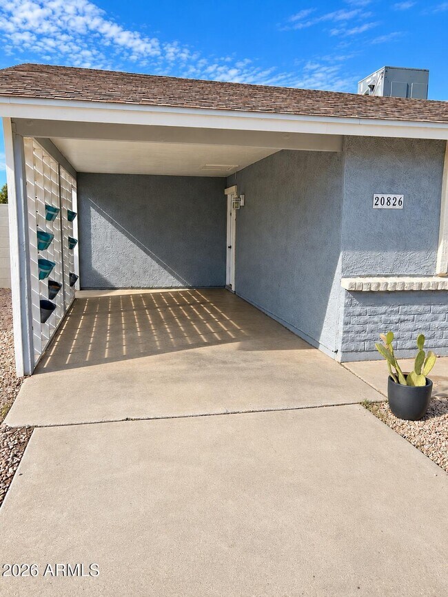 Building Photo - 20826 E Pickett St
