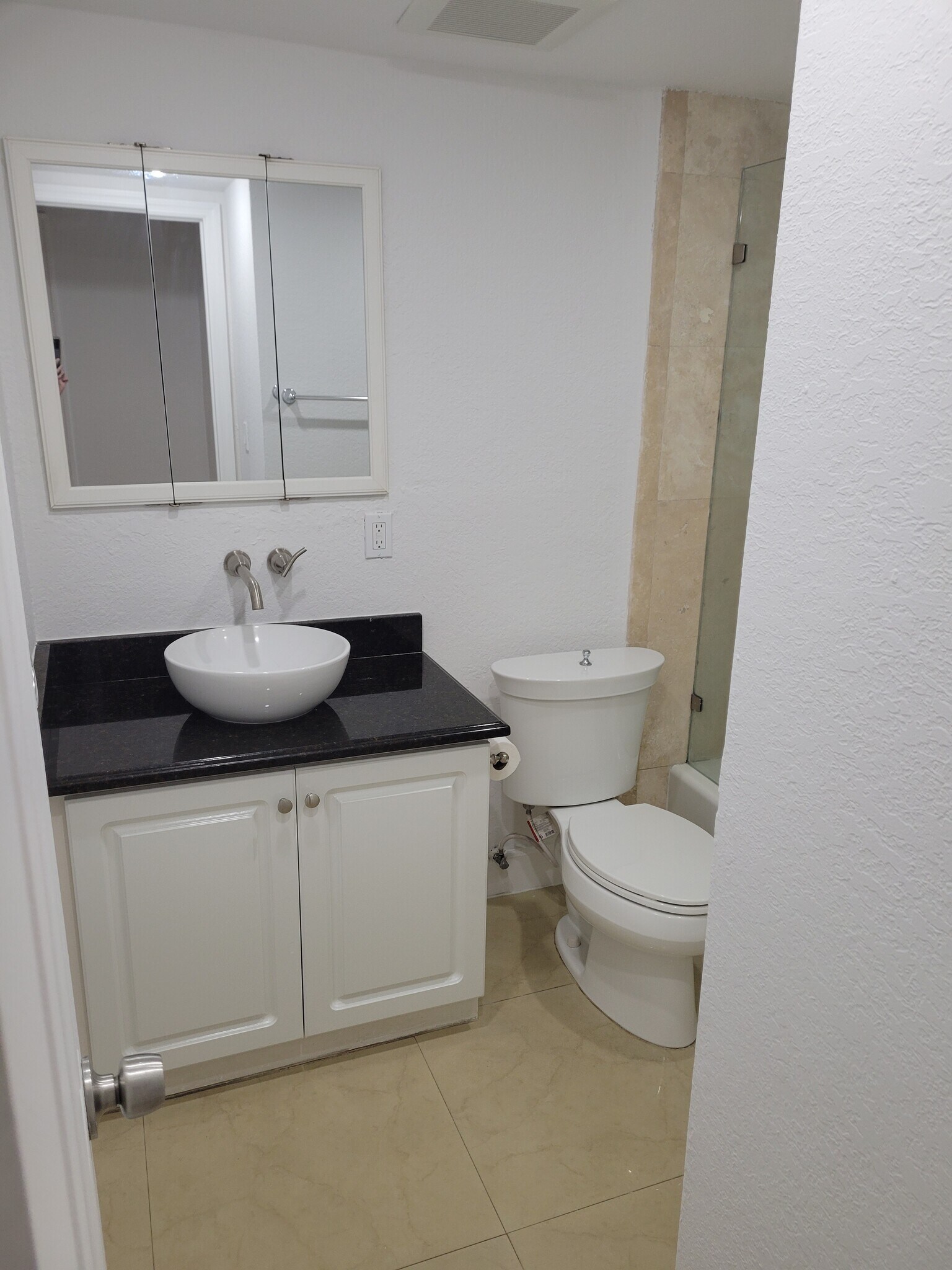 Building Photo - 13900 Lake Placid Ct