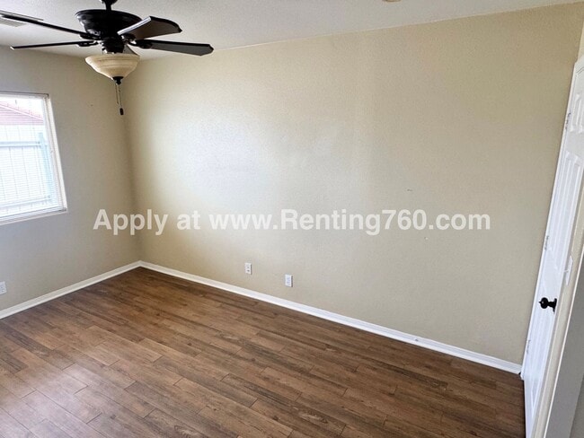 Building Photo - Rare and Spacious 4 Bedroom Indian Cove Home with Solar Panels!