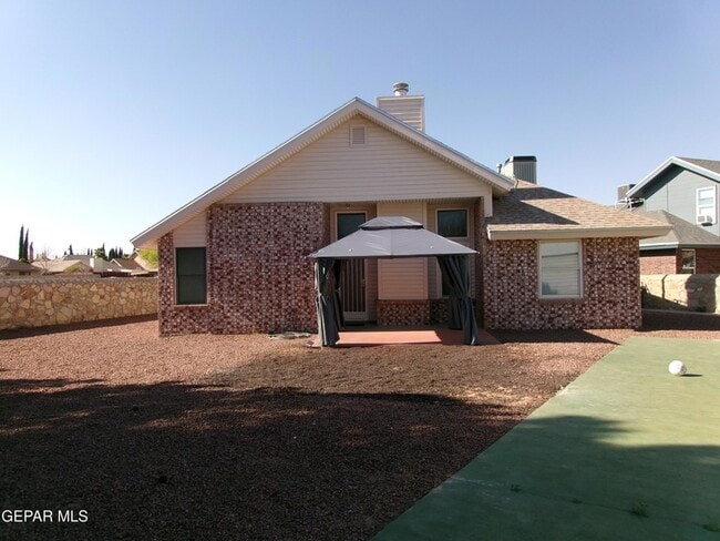 Building Photo - 3454 Broken Arrow Dr