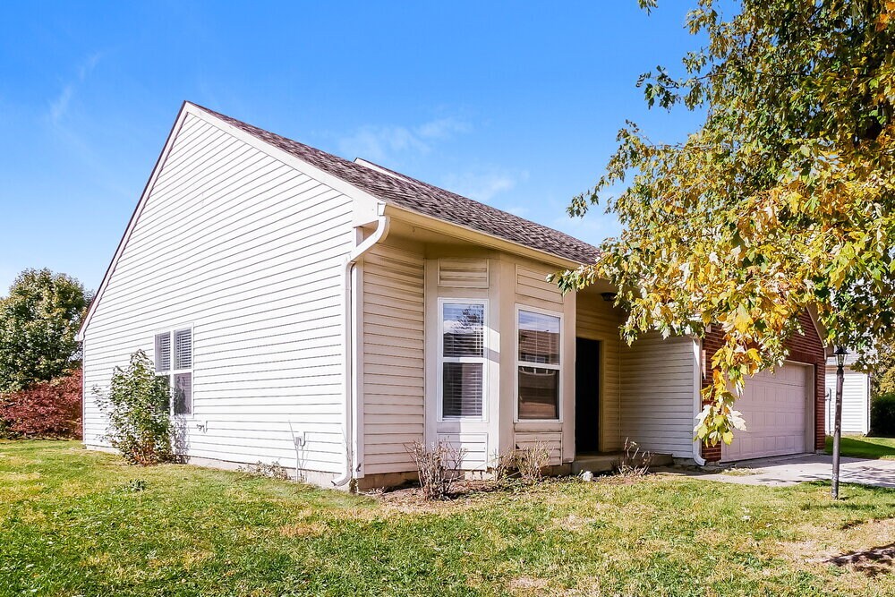 Building Photo - 720 Treyburn Lakes Way