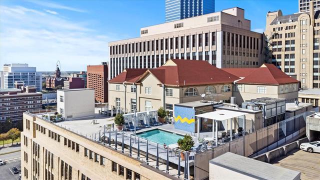 Building Photo - 1122 Jackson St