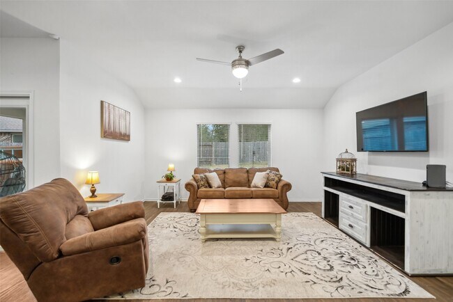 Building Photo - 3308 Cold Swan Ct