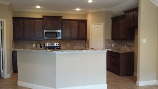 Building Photo - 8801 Kiowa Dr