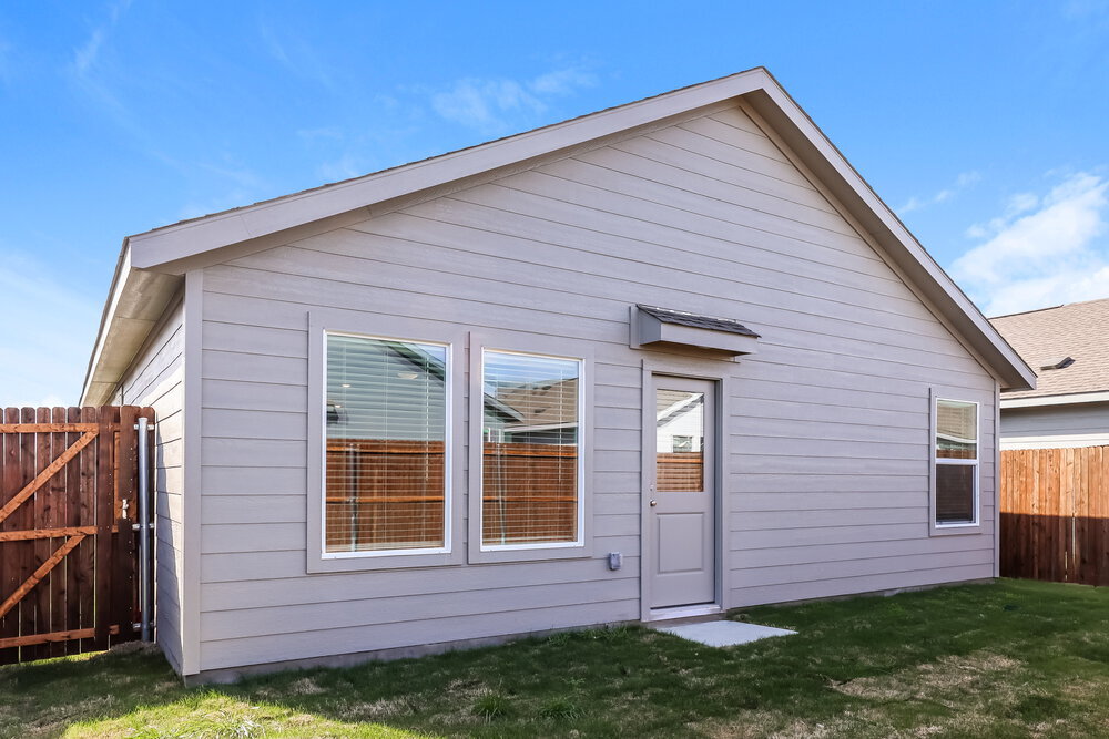 Building Photo - 1235 Maple St