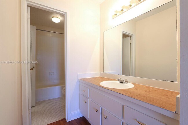 Building Photo - 4810 NW 79th Ave