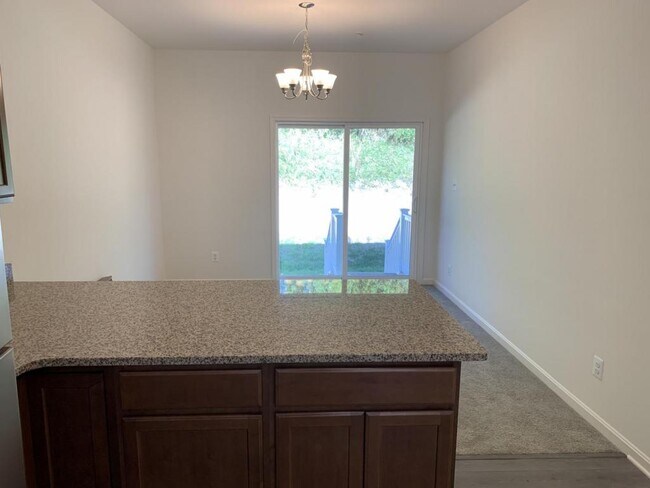 Building Photo - 101 Trails Way