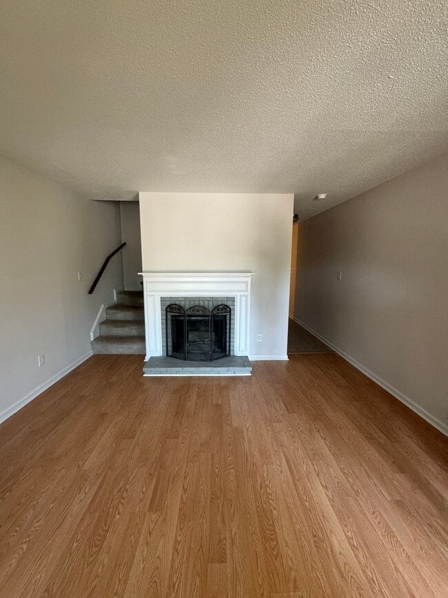 Building Photo - 1423 Wake Forest Rd