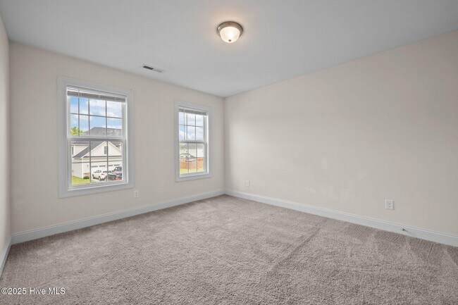 Building Photo - 541 Transom Wy