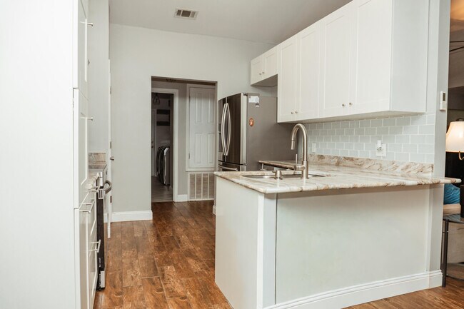 Building Photo - 2813 Atoka Trail