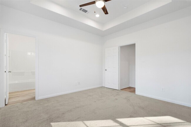 Building Photo - 2332 Cedar Pl Dr