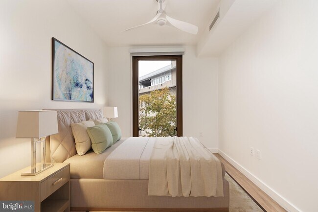 Building Photo - 1630 Columbia Rd NW