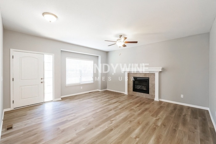 Building Photo - 712 Poplar Cir