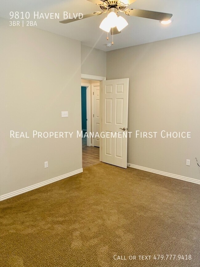 Building Photo - 3 BED DUPLEX IN CHAFFEE CROSSING
