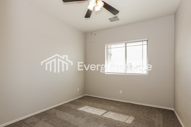 Building Photo - 11606 W Kinderman Dr