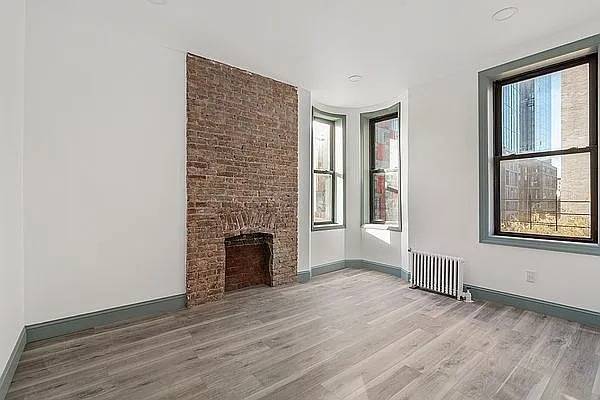 Building Photo - 49 6th Ave