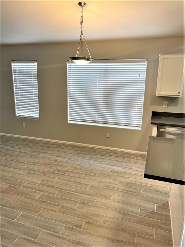 Building Photo - 12450 W San Juan Ave