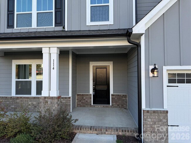 Building Photo - 114 Ryan Ln