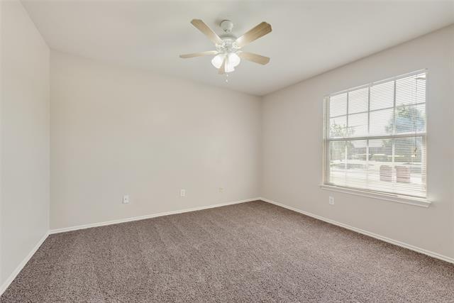 Building Photo - 1217 Spring Water Dr