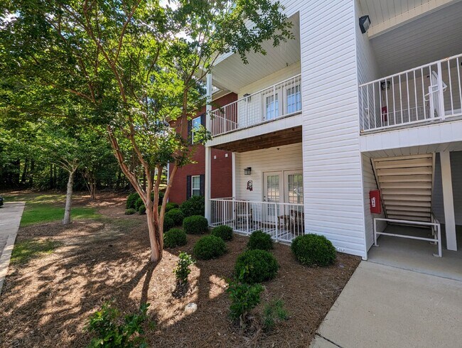 Building Photo - 47 Private Rd 3057