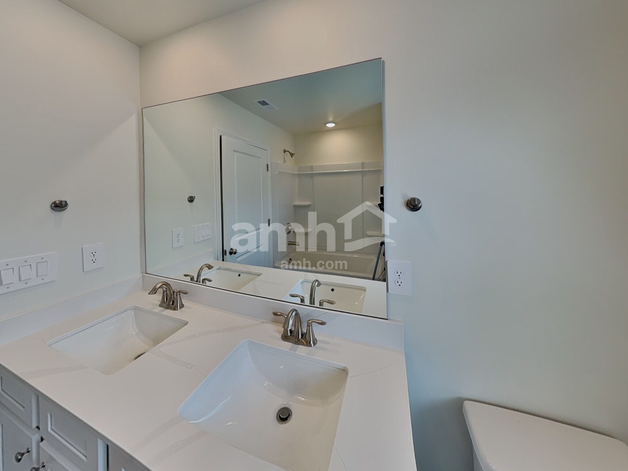 Building Photo - 3612 Creek View Cir