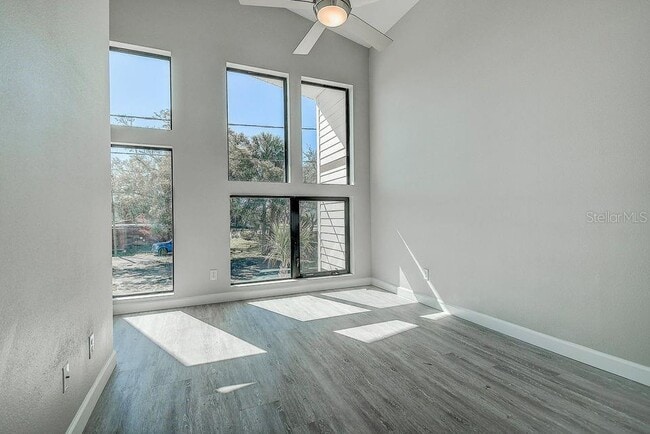 Building Photo - 5789 75th Terrace