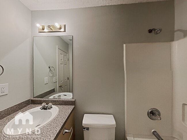 Building Photo - 3493 Riverview Chase Way