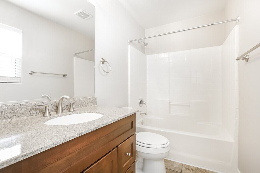 Building Photo - 9543 Virginia Pine Ct
