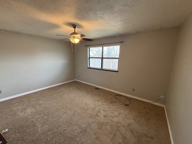 Building Photo - 2423 Farmstead St