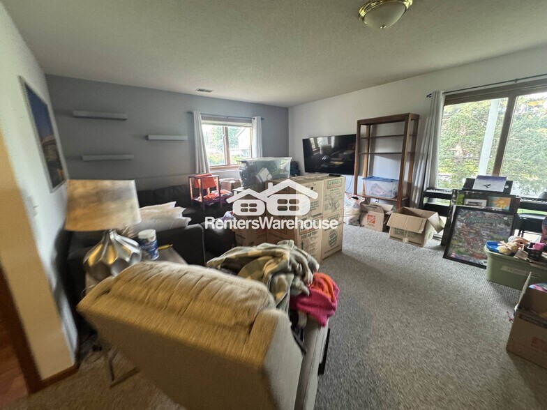 Building Photo - 14778 Endicott Way